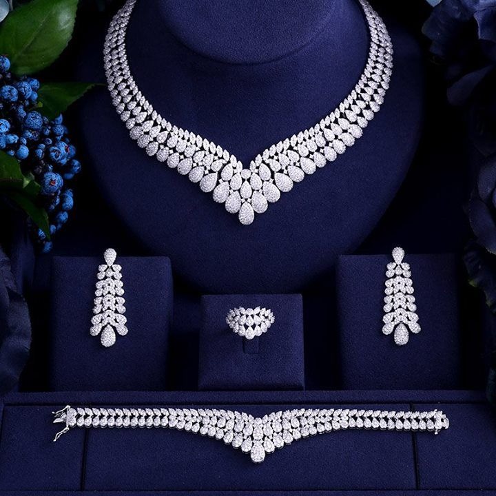 Collar Elegance Diamond
